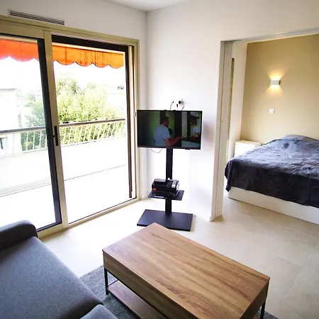 Ref Lacour - Palmes Dproperties Apartment Cannes